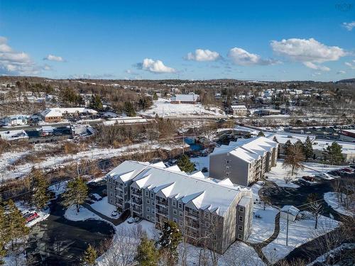 106 51 River Lane, Bedford, NS 