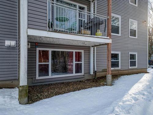 106 51 River Lane, Bedford, NS 