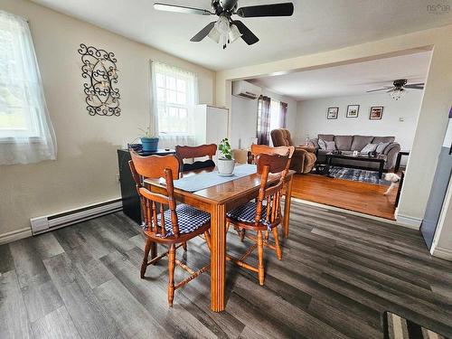 4606 Highway 2, Upper Economy, NS 