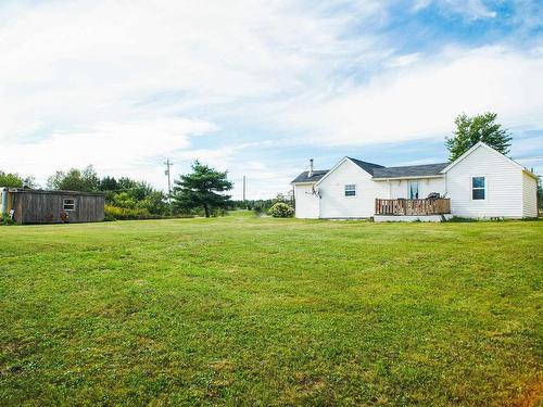 4606 Highway 2, Upper Economy, NS 