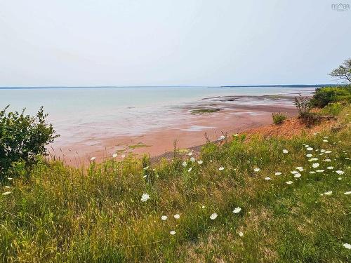 4606 Highway 2, Upper Economy, NS 