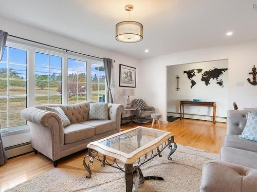 7068 Highway 1, St. Alphonse, NS 