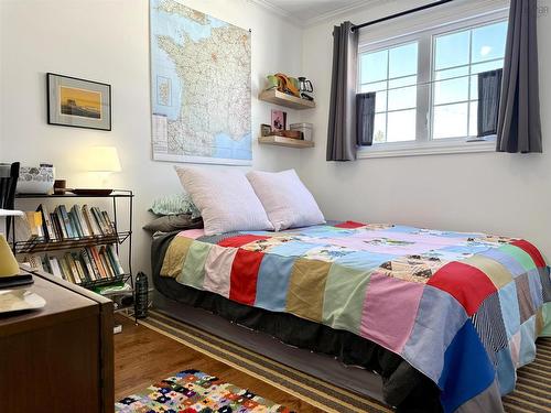 24 Rhodes Avenue, Amherst, NS 