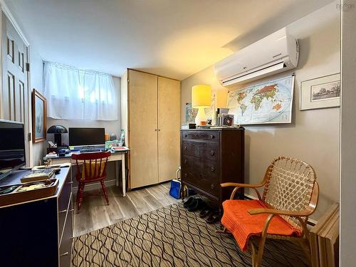 24 Rhodes Avenue, Amherst, NS 