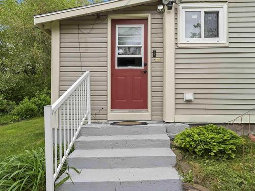 2203 Highway 1, Auburn, NS 