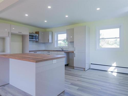 6 Dairy Lane, Stratford, PE 