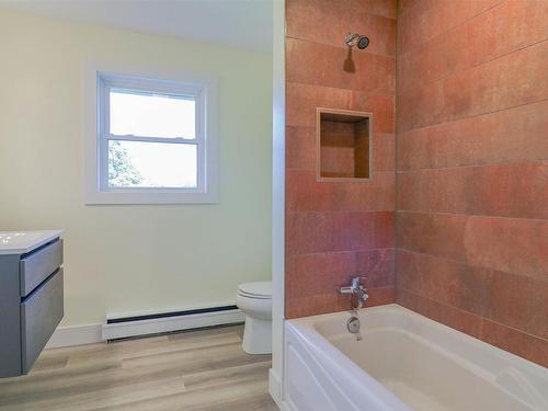 6 Dairy Lane, Stratford, PE 