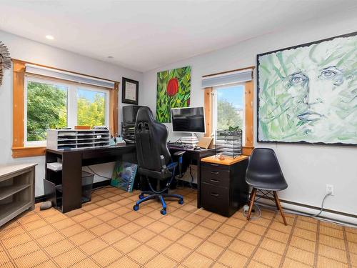 949 Mclean Street, Halifax, NS 