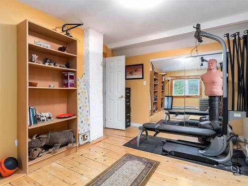 949 Mclean Street, Halifax, NS 