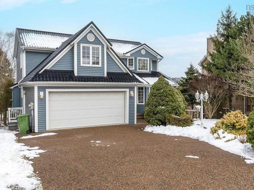 23 Lakeshore Park Terrace, Dartmouth, NS 