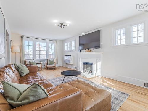 11 Smith Avenue, Truro, NS 