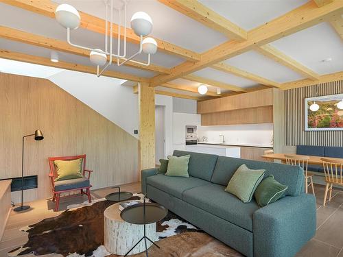 9 Osprey Lane, Ingonish, NS - Indoor Photo Showing Living Room