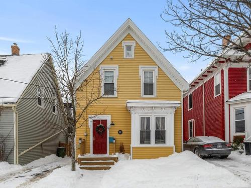 67 HILLSBOROUGH Street  Charlottetown, PE C1A 4W3