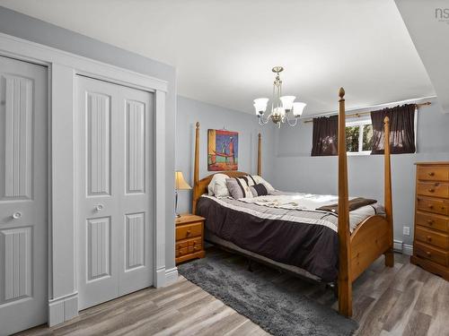 25 Middle Street, Dartmouth, NS 