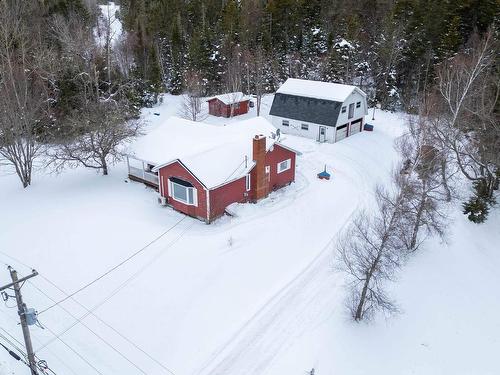 8675 Highway 2, Southampton, NS 
