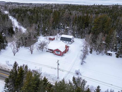 8675 Highway 2, Southampton, NS 