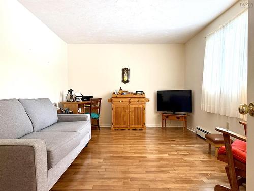 34 Riverbend Drive, Amherst, NS 