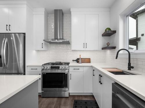16 Wanders Way, Timberlea, NS - Indoor Photo Showing Kitchen With Upgraded Kitchen