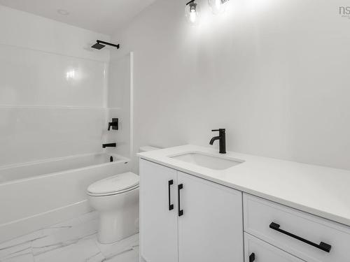 16 Wanders Way, Timberlea, NS - Indoor Photo Showing Bathroom