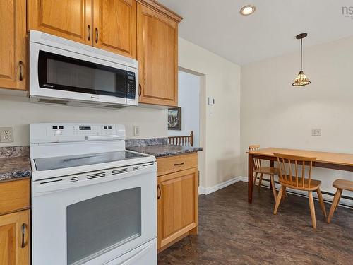 69 Deepwood Crescent, Halifax, NS 