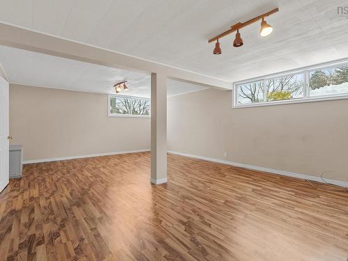 69 Deepwood Crescent, Halifax, NS 