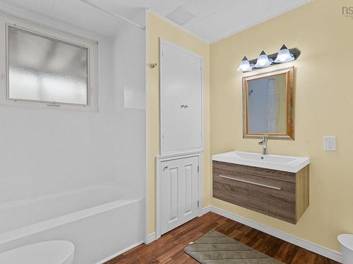 69 Deepwood Crescent, Halifax, NS 