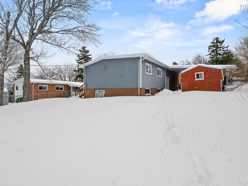 69 Deepwood Crescent, Halifax, NS 