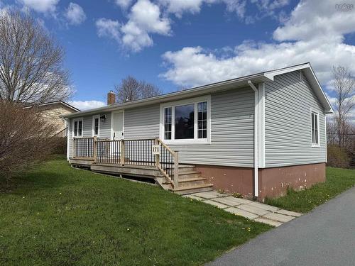 171 Centennial Avenue, Lunenburg, NS 
