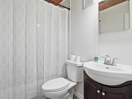 76 Cavendish Road, Halifax, NS 