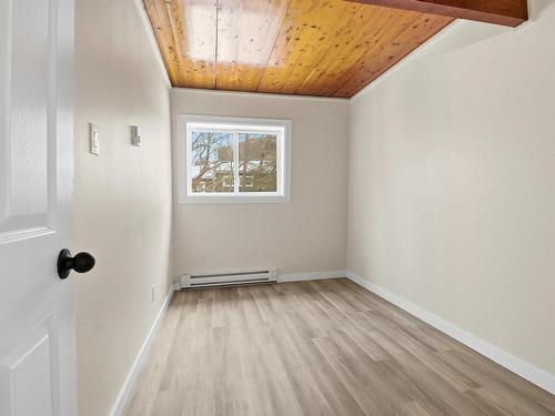 76 Cavendish Road, Halifax, NS 