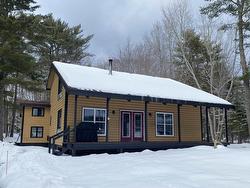 23 River Road  Milton, NS B0T 1P0