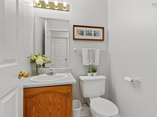 15 Appian Way, Dartmouth, NS 