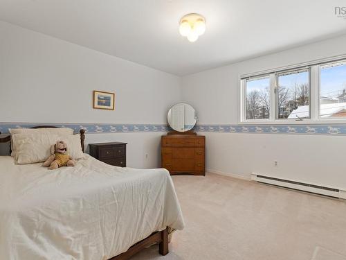 15 Appian Way, Dartmouth, NS 