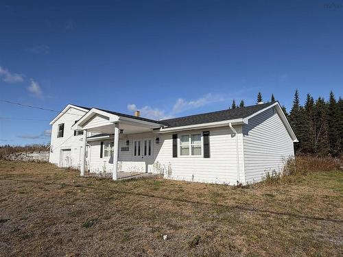 429 Highway 7, Ecum Secum, NS 