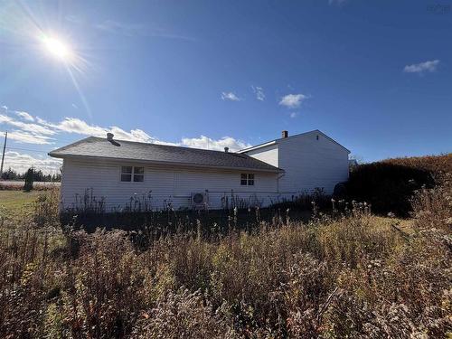 429 Highway 7, Ecum Secum, NS 