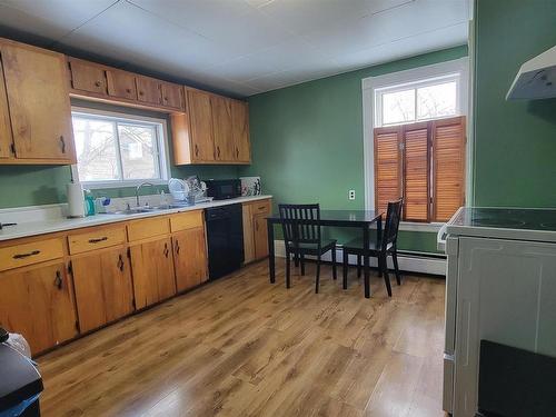 30 Parade Street, Yarmouth, NS 