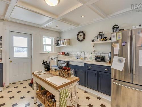 10352 1 Highway, Paradise, NS 