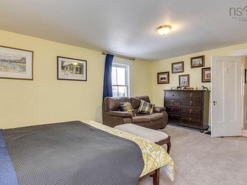 10352 1 Highway, Paradise, NS 