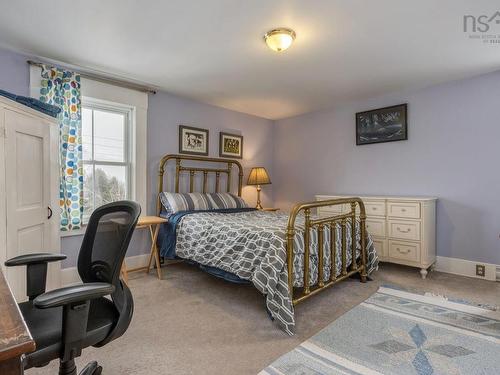 10352 1 Highway, Paradise, NS 