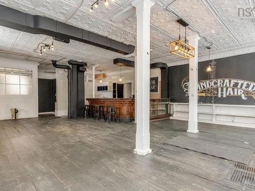 10352 1 Highway, Paradise, NS 