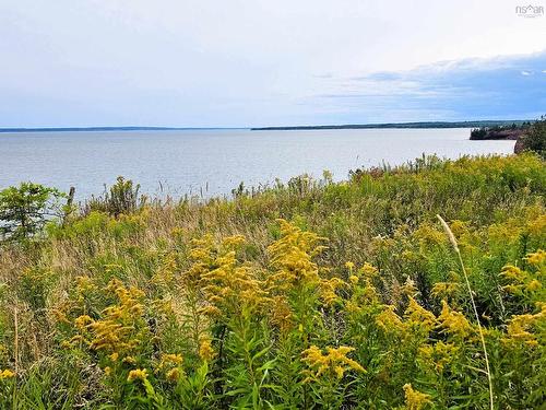 4614 Highway 2, Upper Economy, NS 