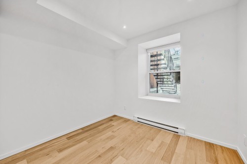 Chambre à coucher - 516 Rue Cherrier, Montréal (Le Plateau-Mont-Royal), QC - Indoor Photo Showing Other Room