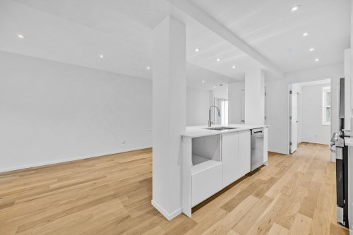 Cuisine - 516 Rue Cherrier, Montréal (Le Plateau-Mont-Royal), QC - Indoor Photo Showing Kitchen