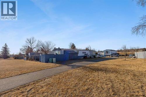 101 Huntstrom Drive Ne, Calgary, AB - Outdoor