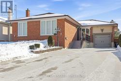 81 TAVISTOCK ROAD  Toronto, ON M3M 2N8