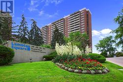 804 - 270 SCARLETT ROAD  Toronto, ON M6N 4X7