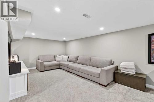 3231 25 Street Sw, Calgary, AB - Indoor