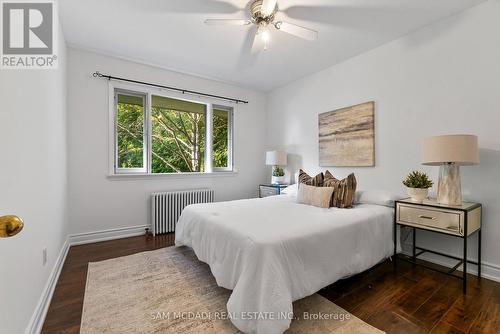 1302 Martley Drive, Mississauga, ON - Indoor Photo Showing Bedroom