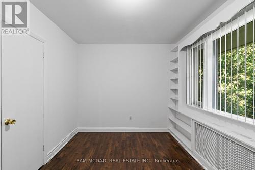 1302 Martley Drive, Mississauga, ON - Indoor Photo Showing Other Room