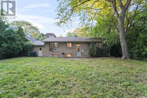 1302 Martley Drive, Mississauga, ON - Outdoor